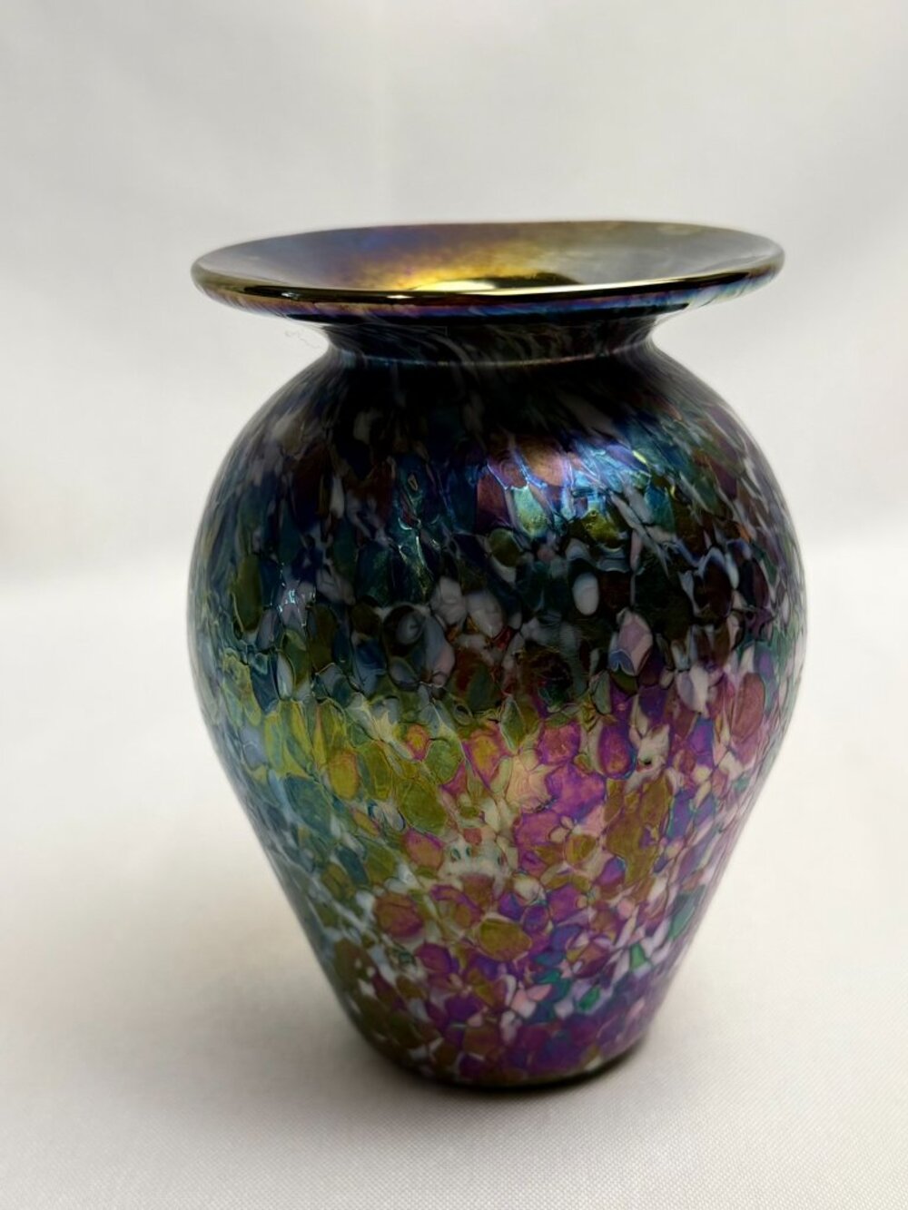 Glass Eye Studio Hand Blown Iridescent Mosaic Art Glass Vase Signed 1992